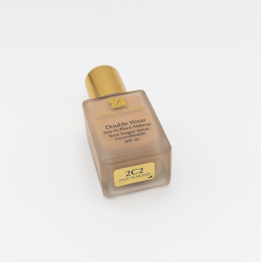 Estée Lauder Double Wear Stay-in-Place Foundation - 2C2 Pale Almond