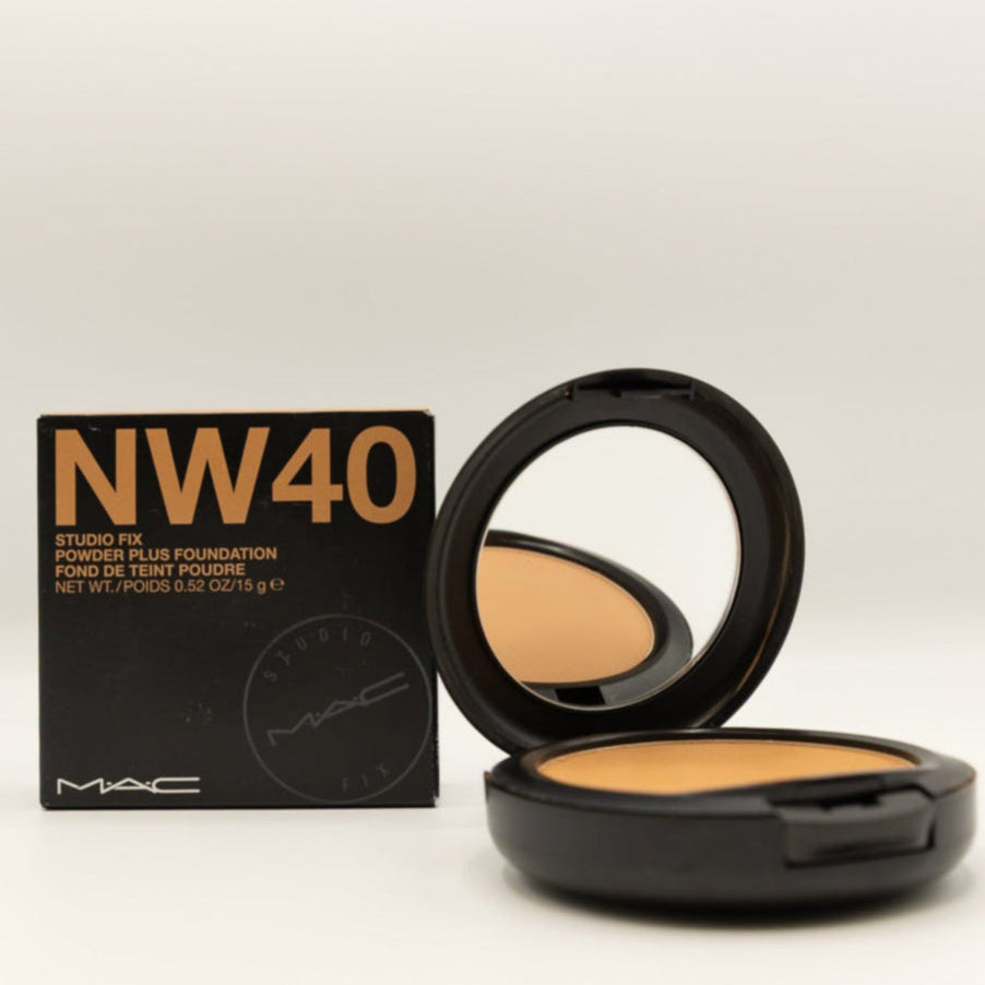 MAC Studio Fix Powder Plus Foundation NW 40 - Oude formule