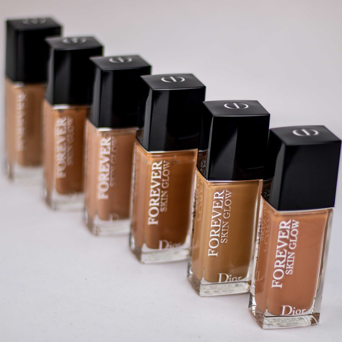 Dior Forever Skin Glow Foundation