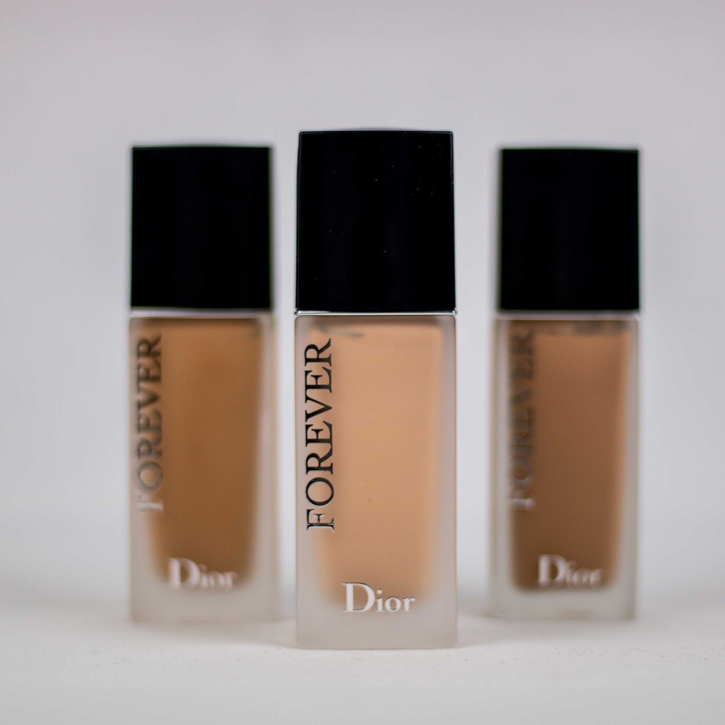 Dior Forever 24H Wear High Perfection skin caring foundation