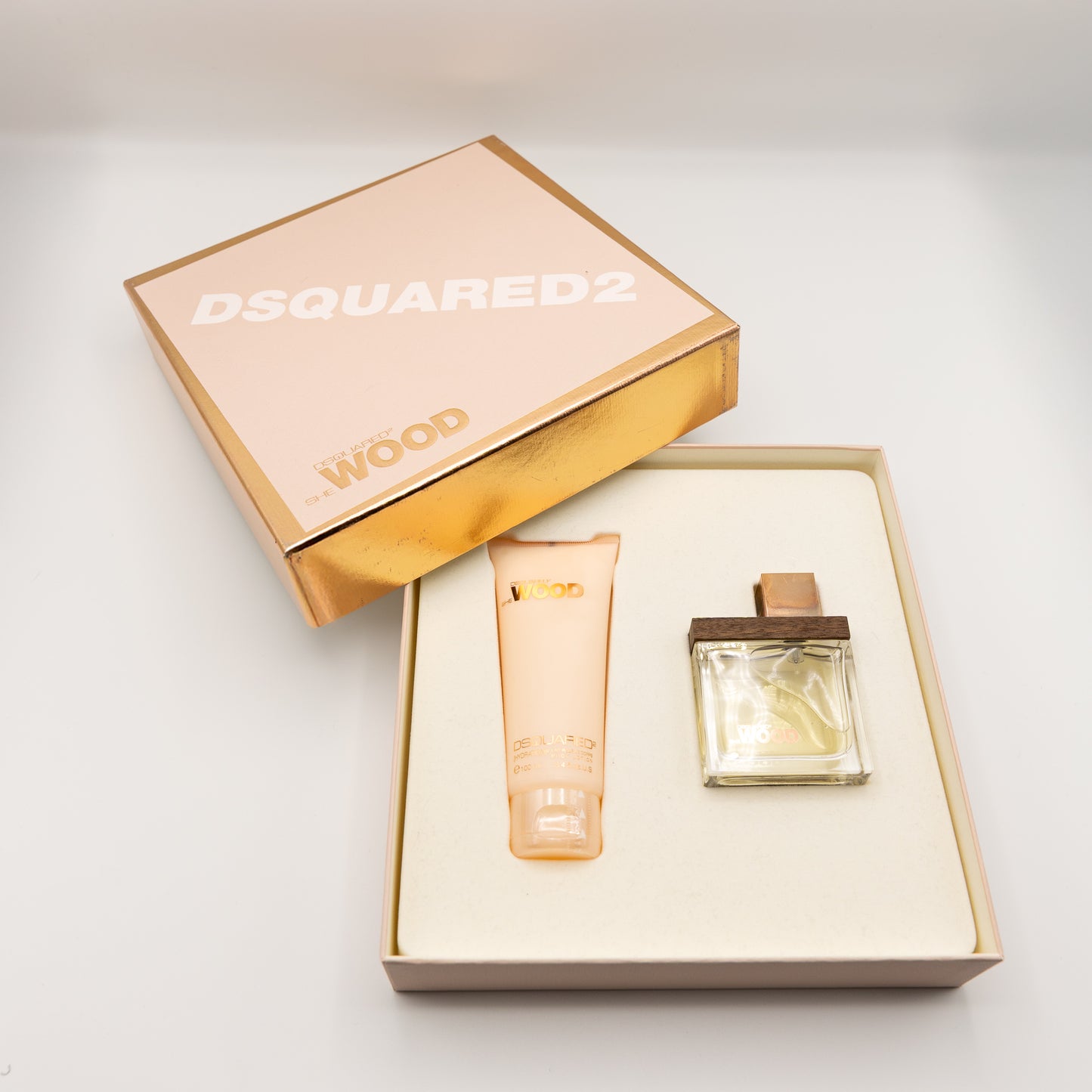 Dsquared She Wood - Giftset 50 ML Eau de Parfum - zeldzaam