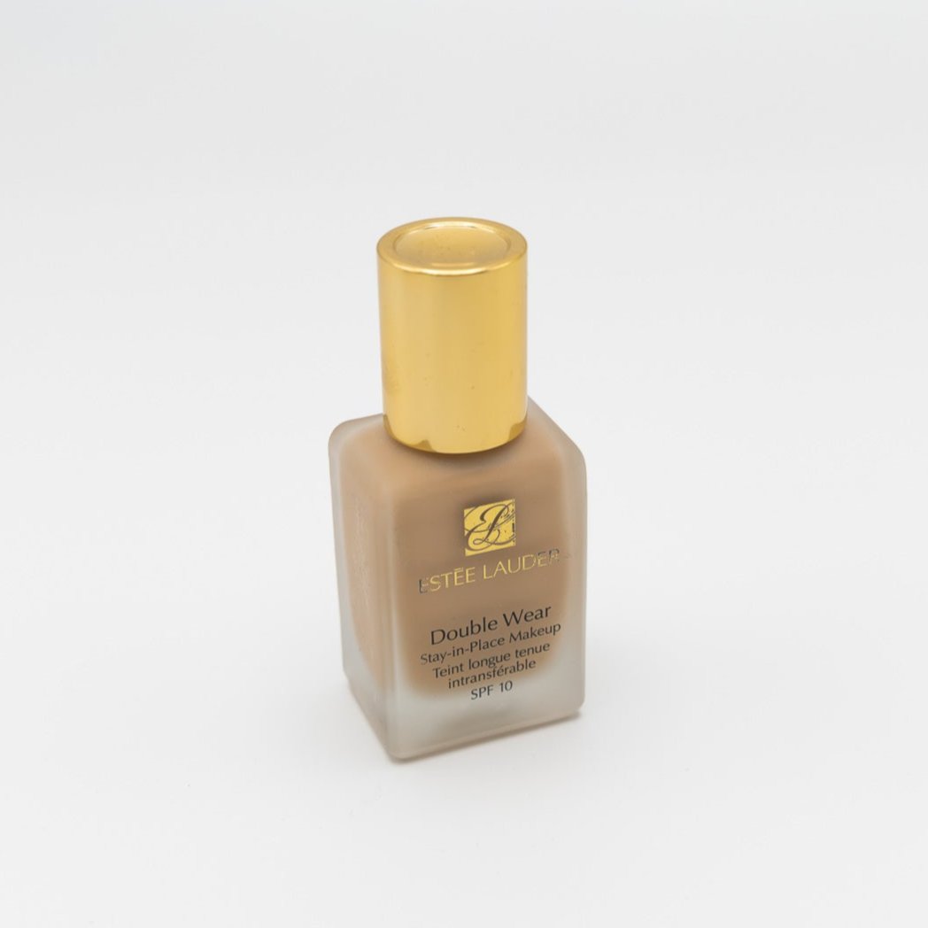 Estee_Lauder_Double_Wear 2C1 Pure Beige