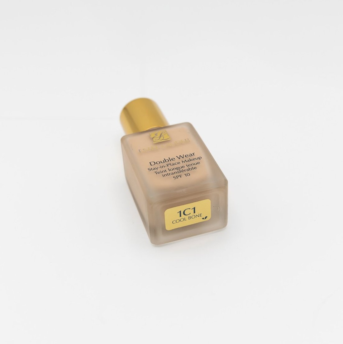 Estee Lauder Double wear 1C1 Cool Bone