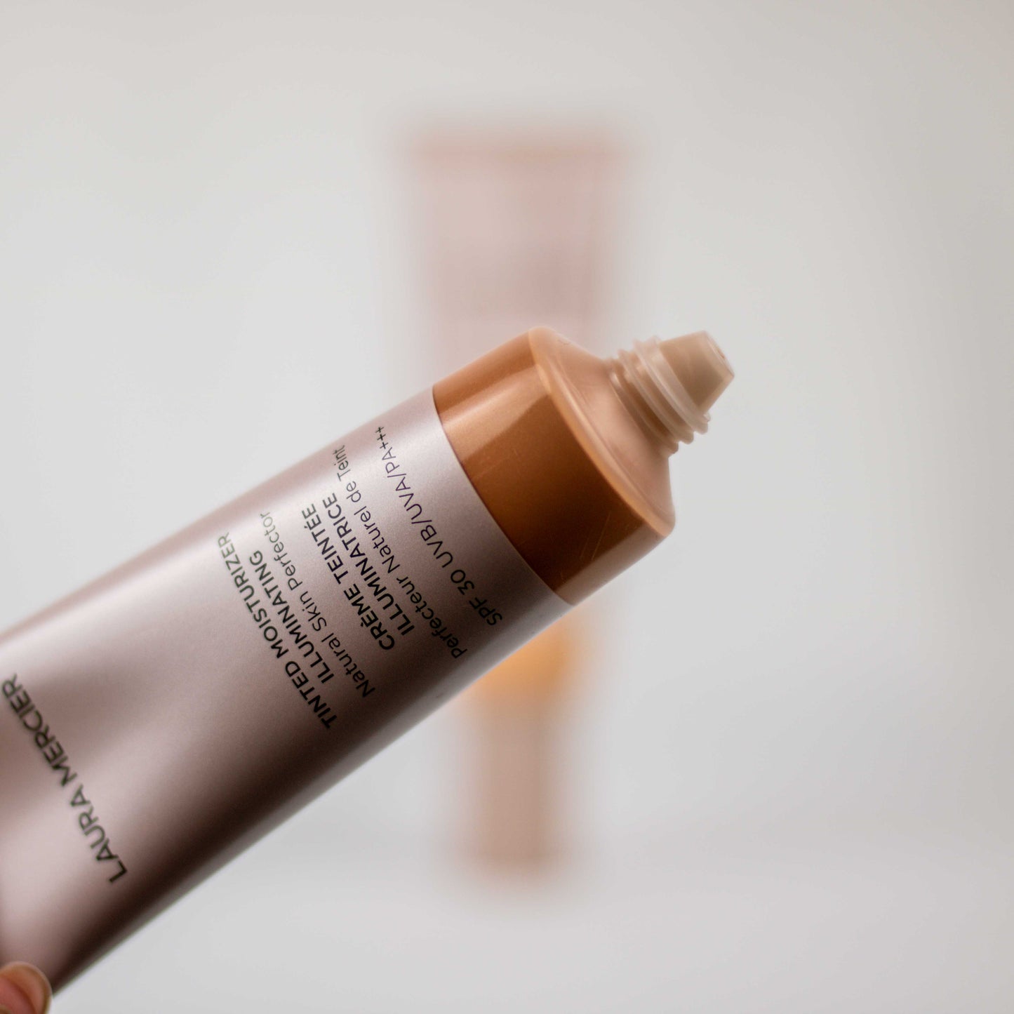 Laura Mercier Tinted Moisturizer Illuminating SPF30 Warm Radiance