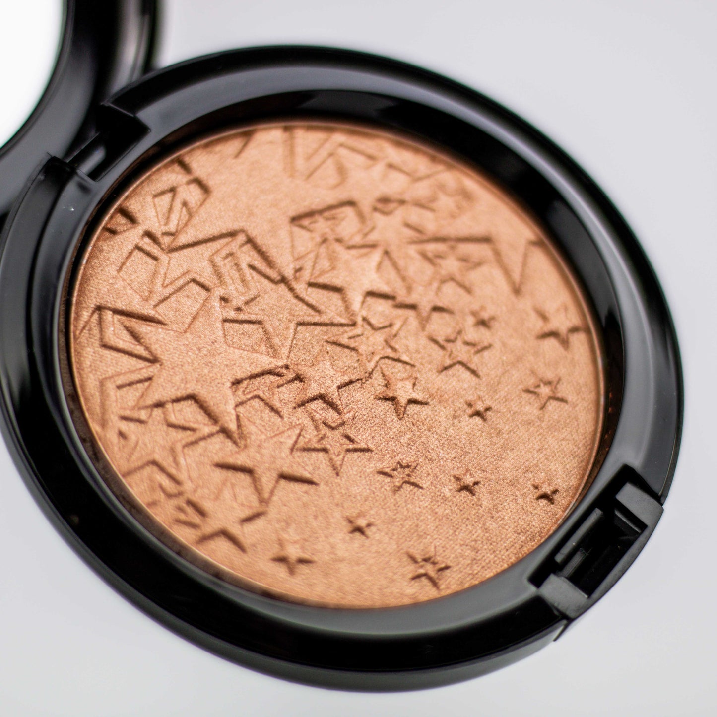 MAC Opalescent Powder Highlighter - Rising stars - Limited edition