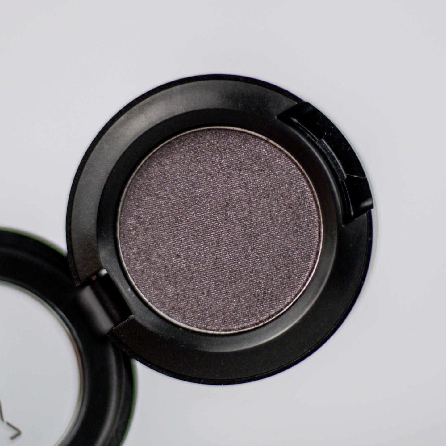 MAC Veluxe Pearl Eyeshadow - Pearled Earth