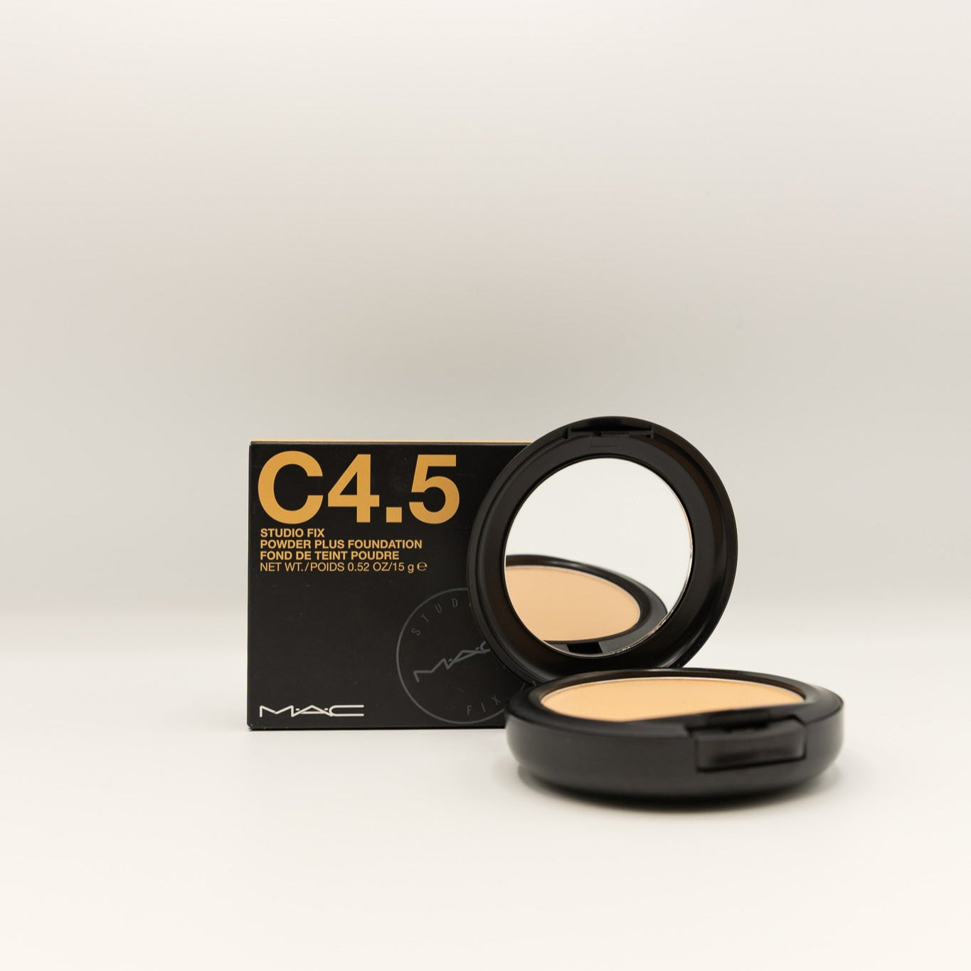 MAC Studio Fix Powder Plus Foundation C4.5