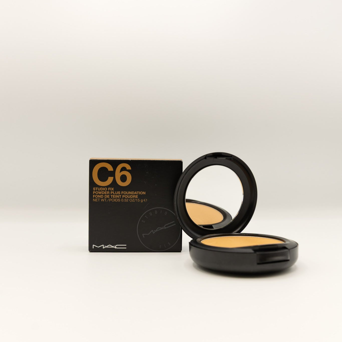MAC Studio Fix Powder Plus Foundation C6