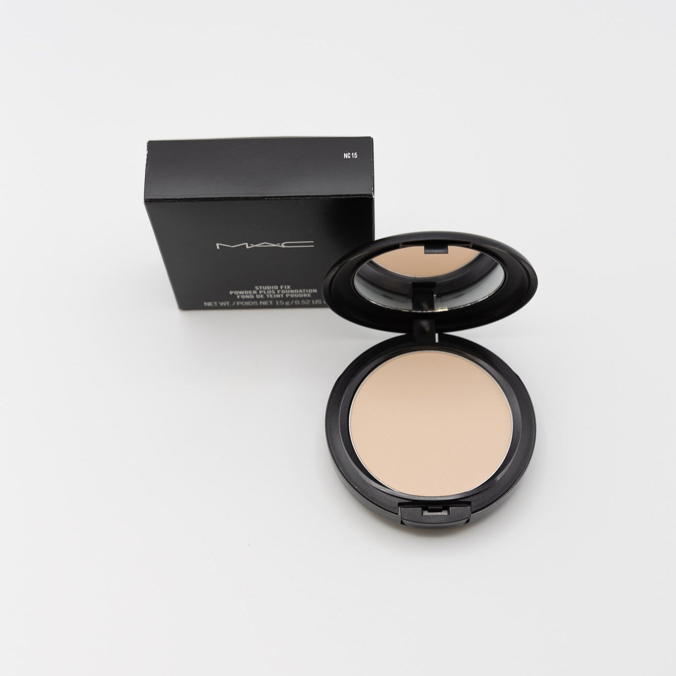 MAC Studio Fix Powder Plus Foundation NC15