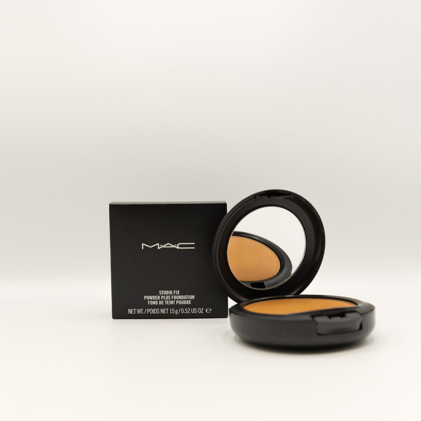 MAC Studio Fix Powder Plus Foundation NC47