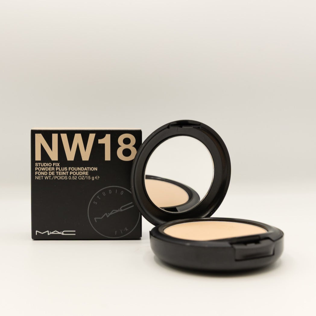 MAC Studio Fix Powder Plus Foundation NW 18