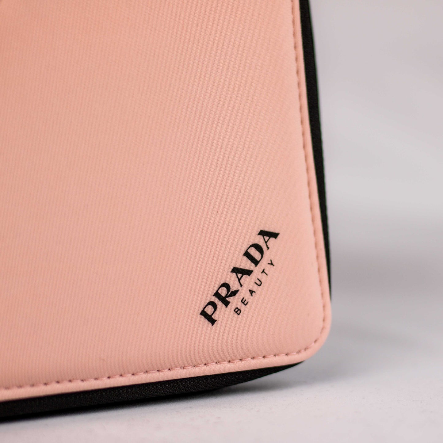 Prada Paradox Make-up tas