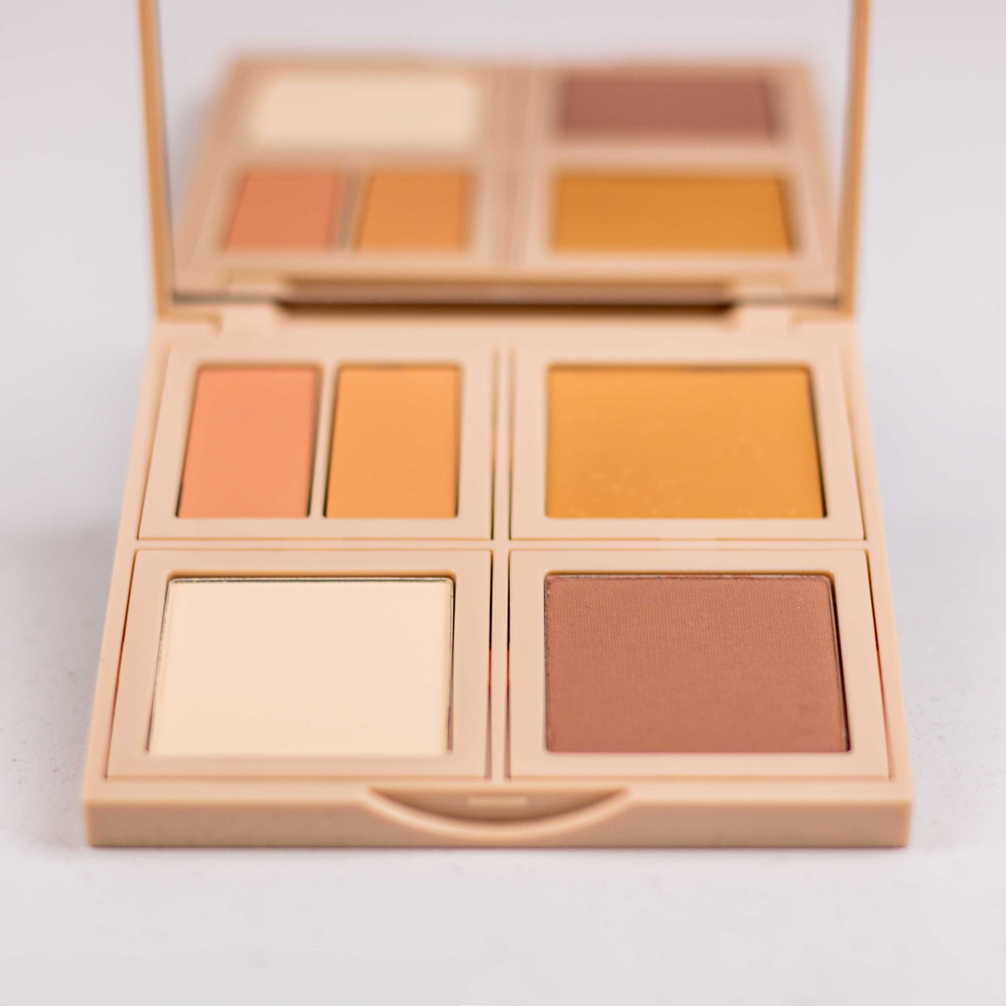 Bobbi Brown Essential 5 in 1 Face Palette - Warm Beige