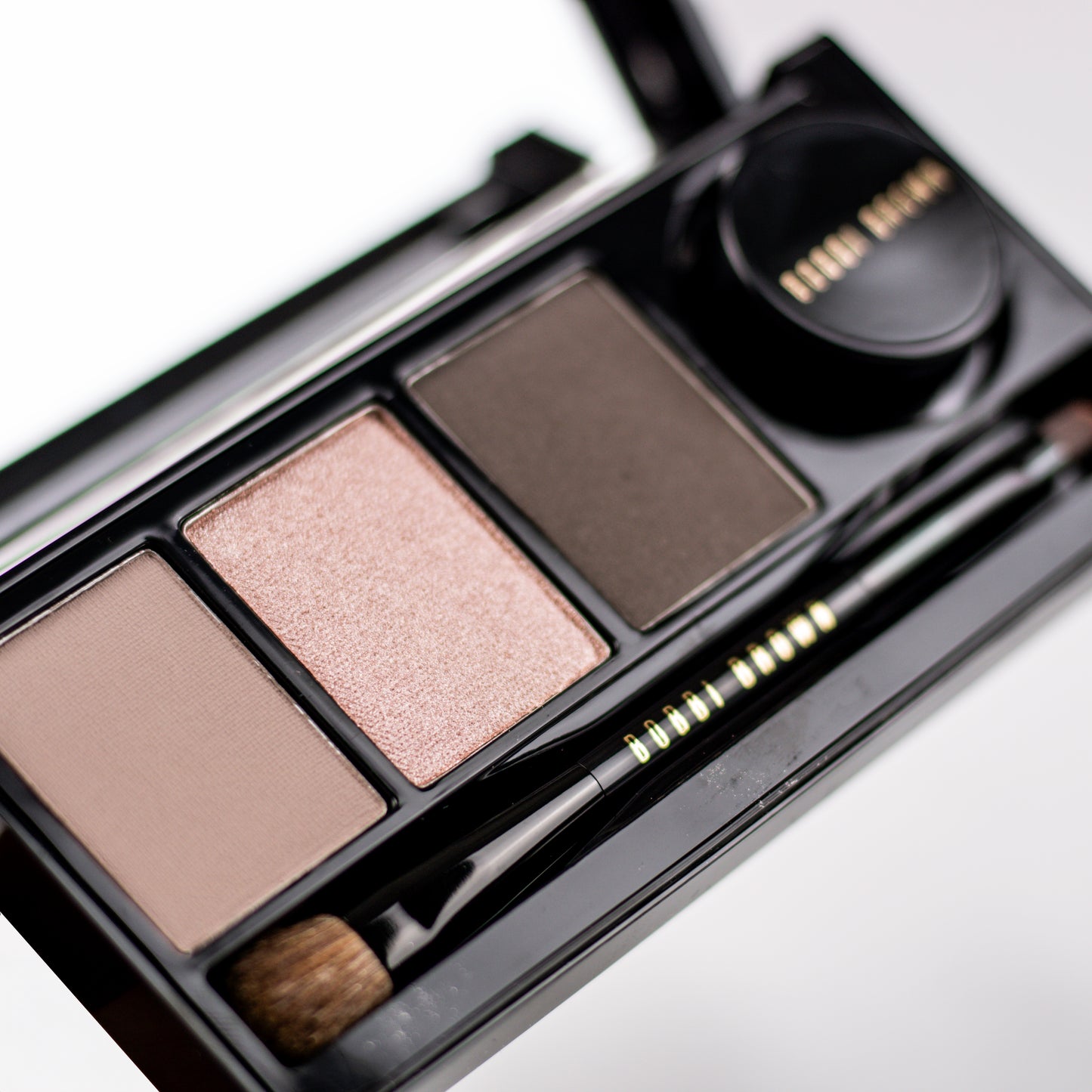 Bobbi Brown Satin & Caviar Shadow & Long Wear Gel Eyeline Palette