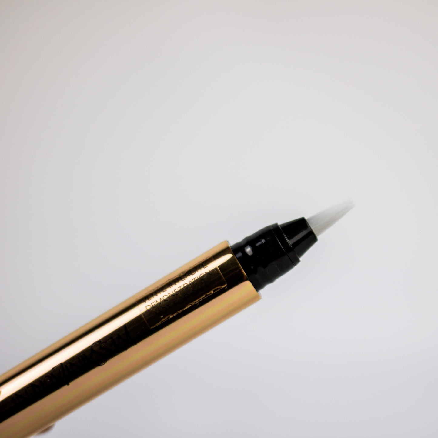Yves Saint Laurent Touche éclat concealer 2.5 Luminous Vanilla
