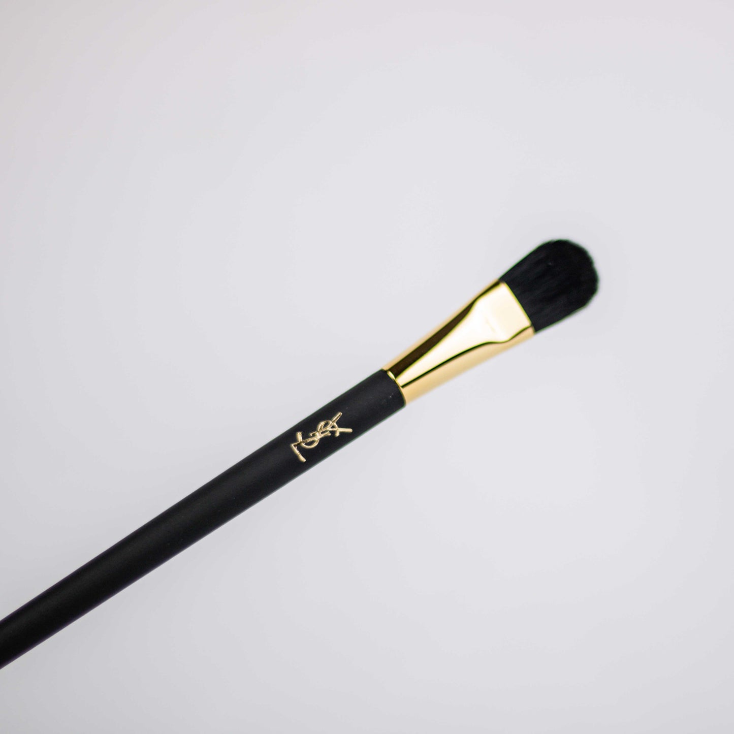 Yves Saint Laurent Eye shadow Brush - 10