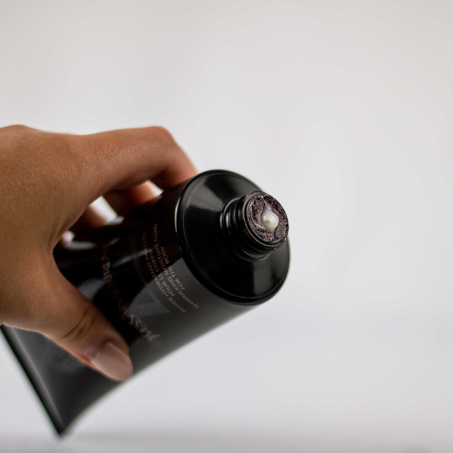 Yves Saint Laurent Black Opium Shimmering Moisture Bodylotion 200 ML