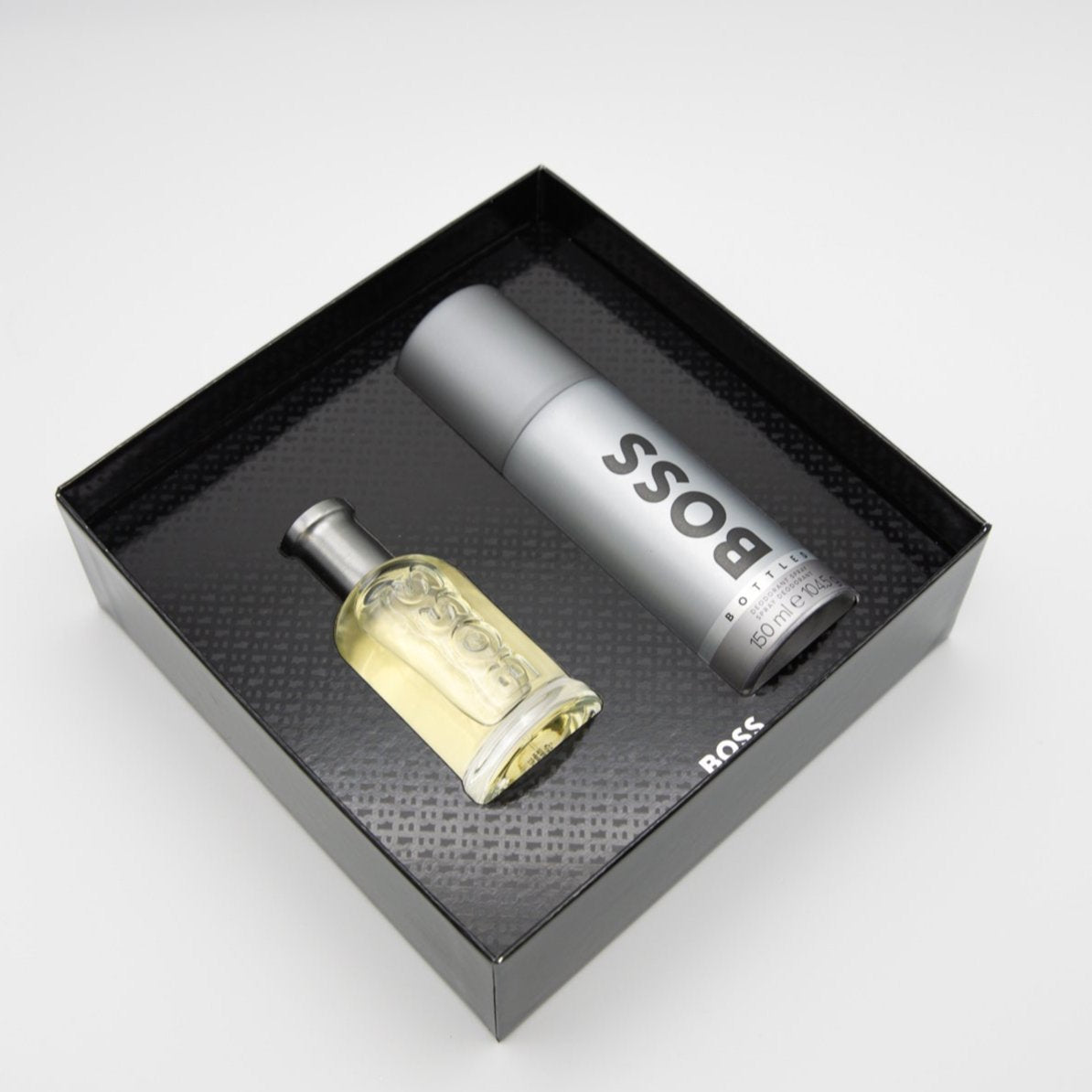 Boss Bottled Giftset 50 ML Eau de Toilette & 150 ML Deospray