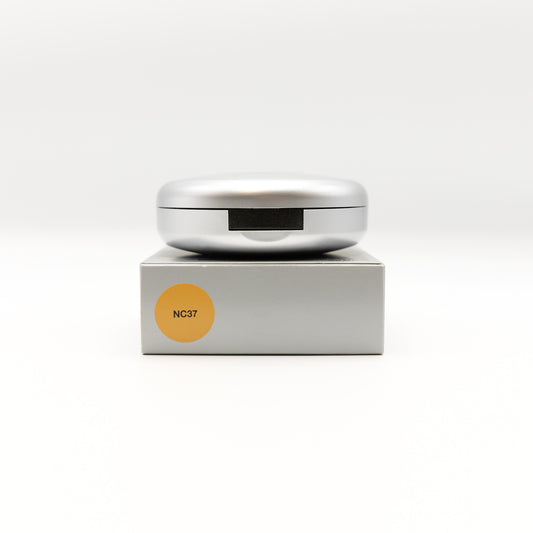MAC Studio Fix Tech Cream to Powder foundation - NC 37