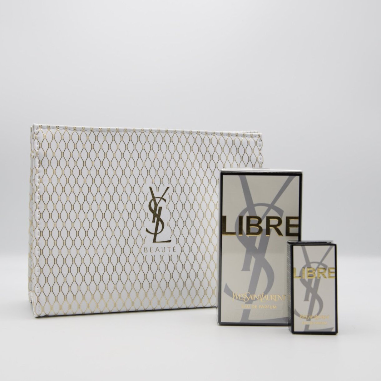Yves Saint Laurent Libre Giftset 50 ML Eau de parfum, 7.5 ML Travelsize & gouden pouch