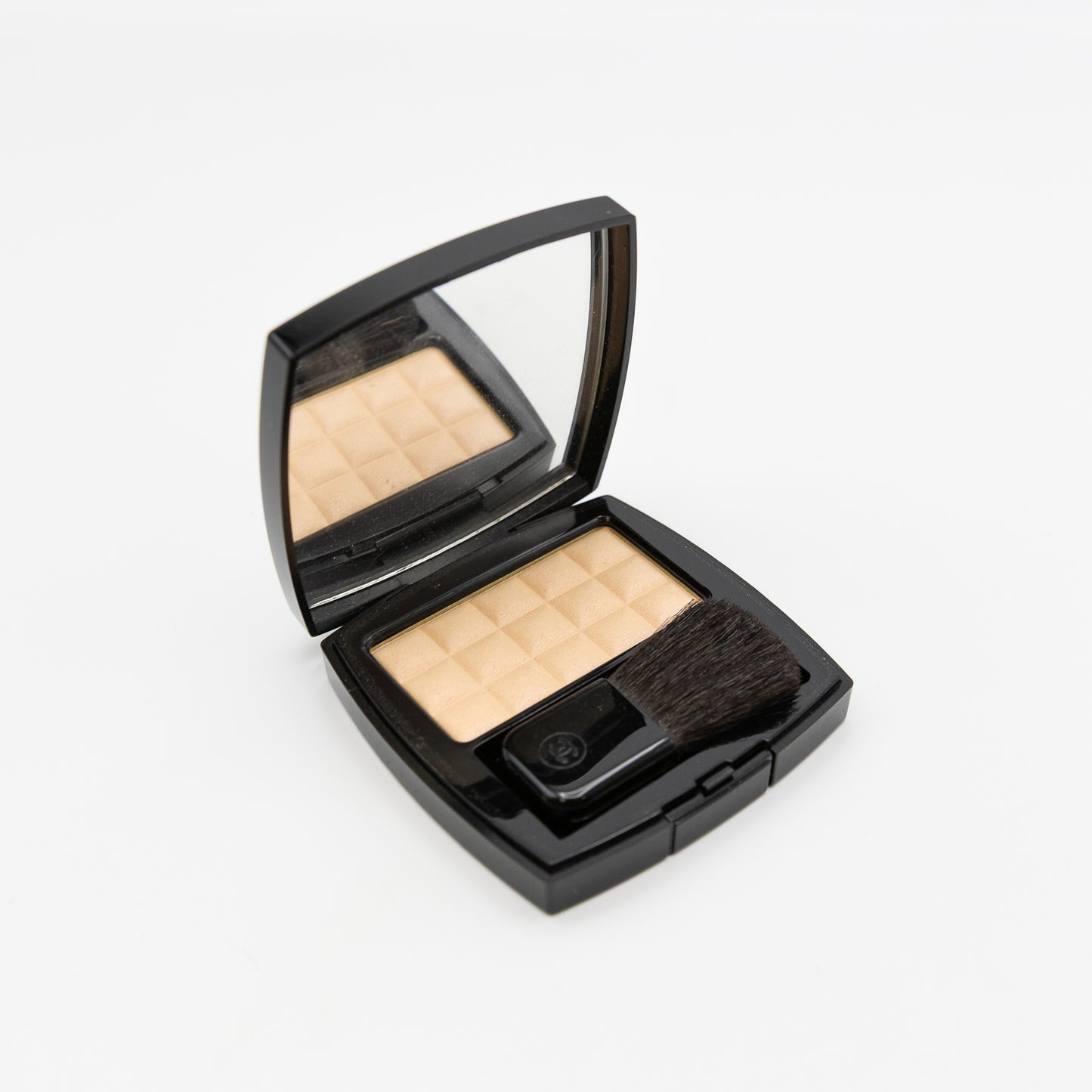 Chanel Irréelle Blush Silky Cheek Colour 23 Satellite 