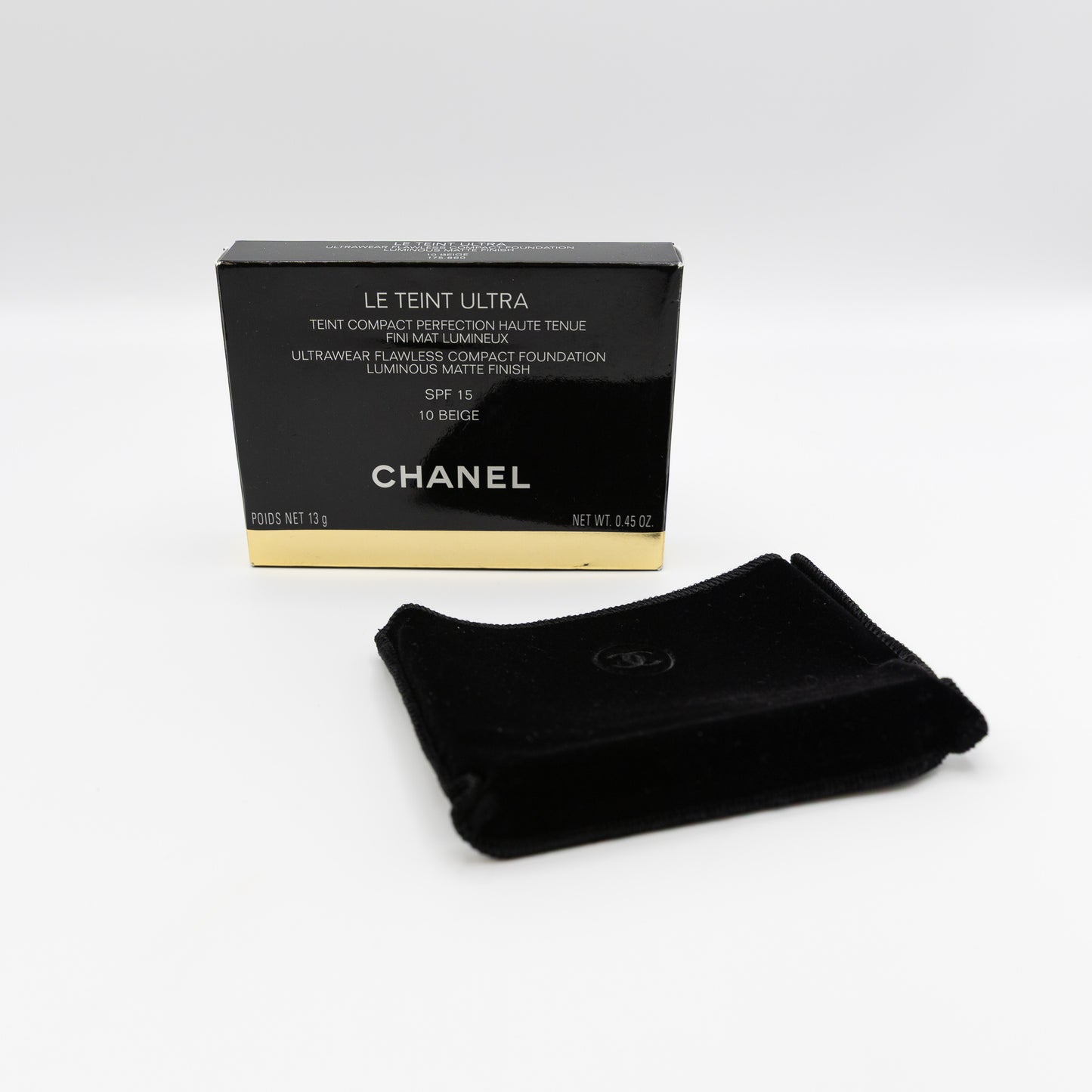 Chanel Les Teint Ultra Ultrawear Flawless Compact Foundation 10 Beige