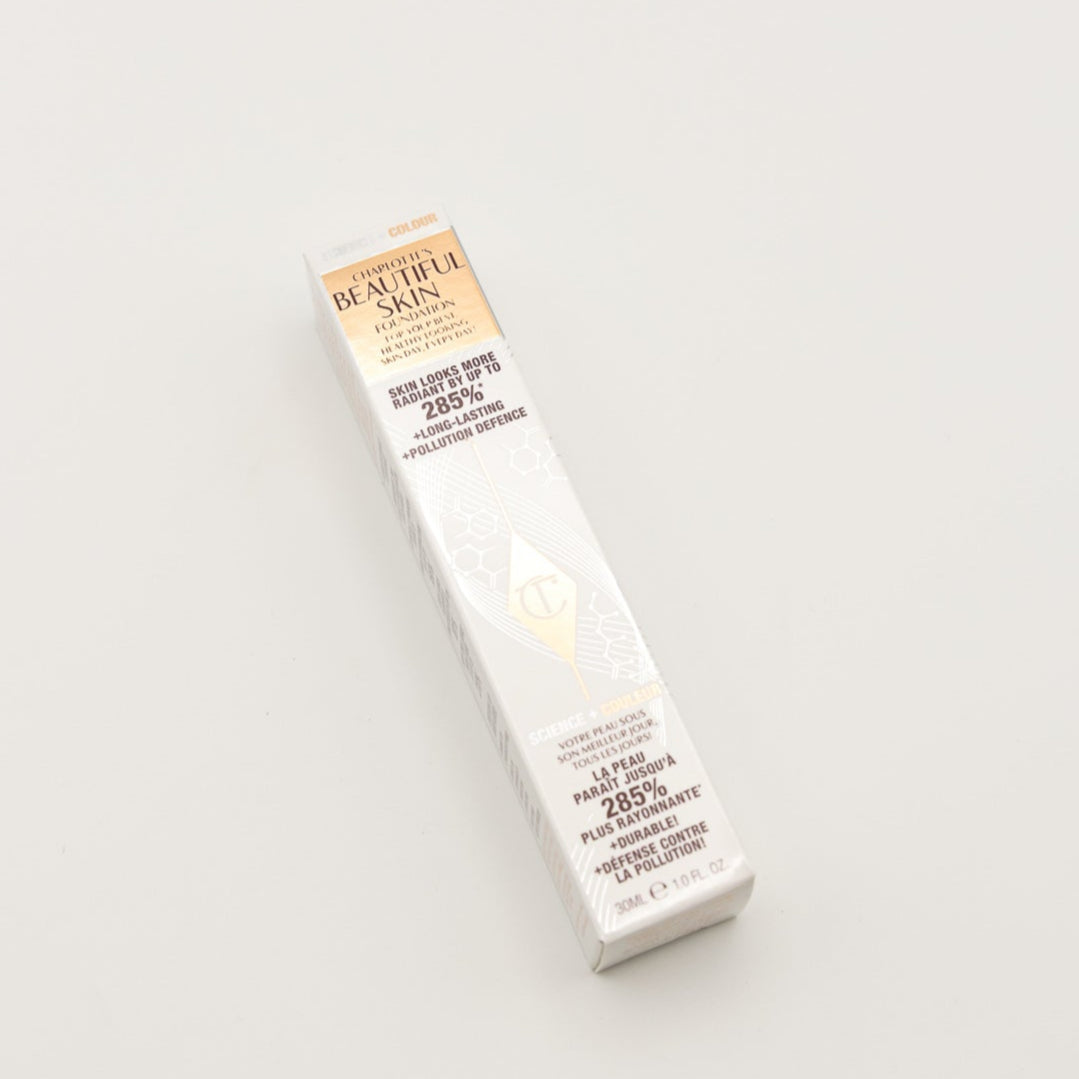 Charlotte Tilbury Beautiful Skin Foundation 2 Warm Chaud