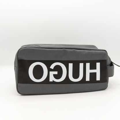 Hugo Boss - Hugo Reserved Giftset - 75 ML Eau de toilette & Toiletry Bag