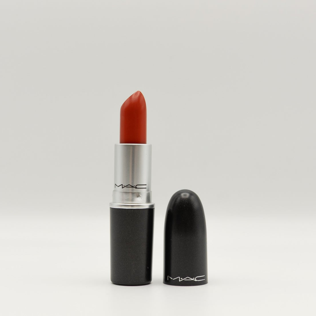 MAC 615 So Chaud 
