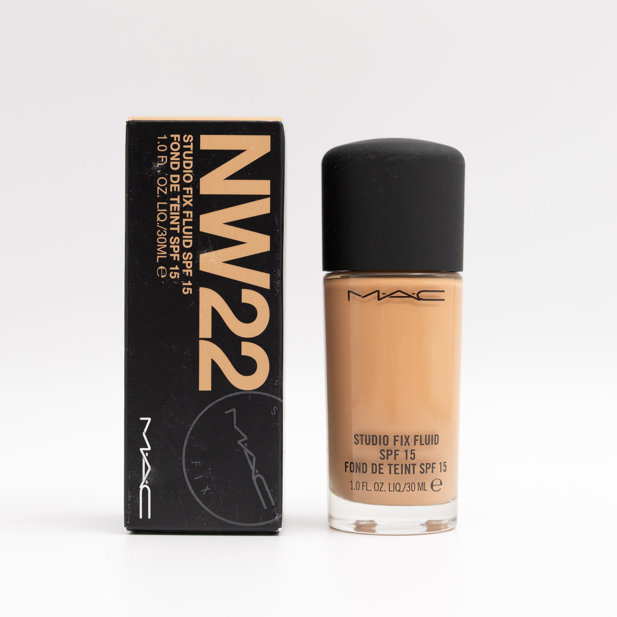 MAC Studio Fix Fluid Foundation SPF 15 NW22 - Oude Formule