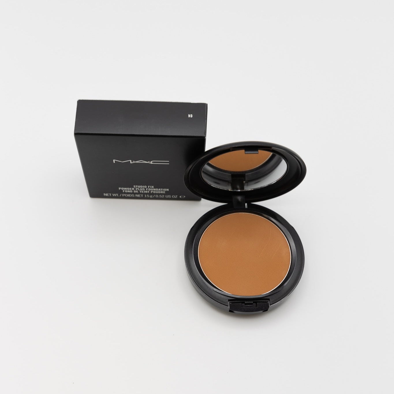 MAC Studio Fix Powder Plus Foundation N9