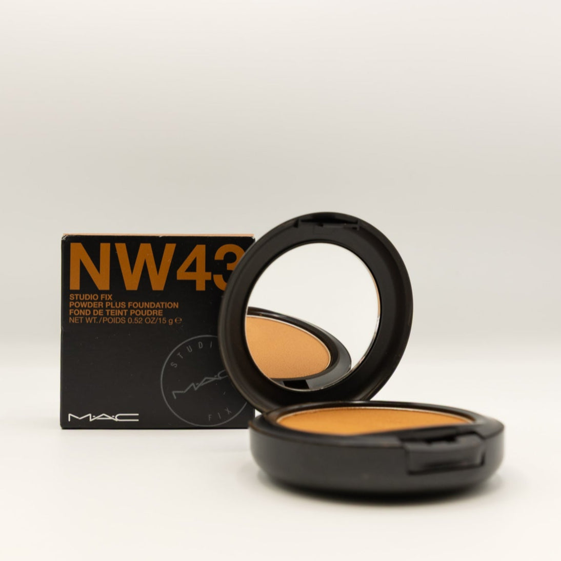 MAC Studio Fix Powder Plus Foundation NW 43