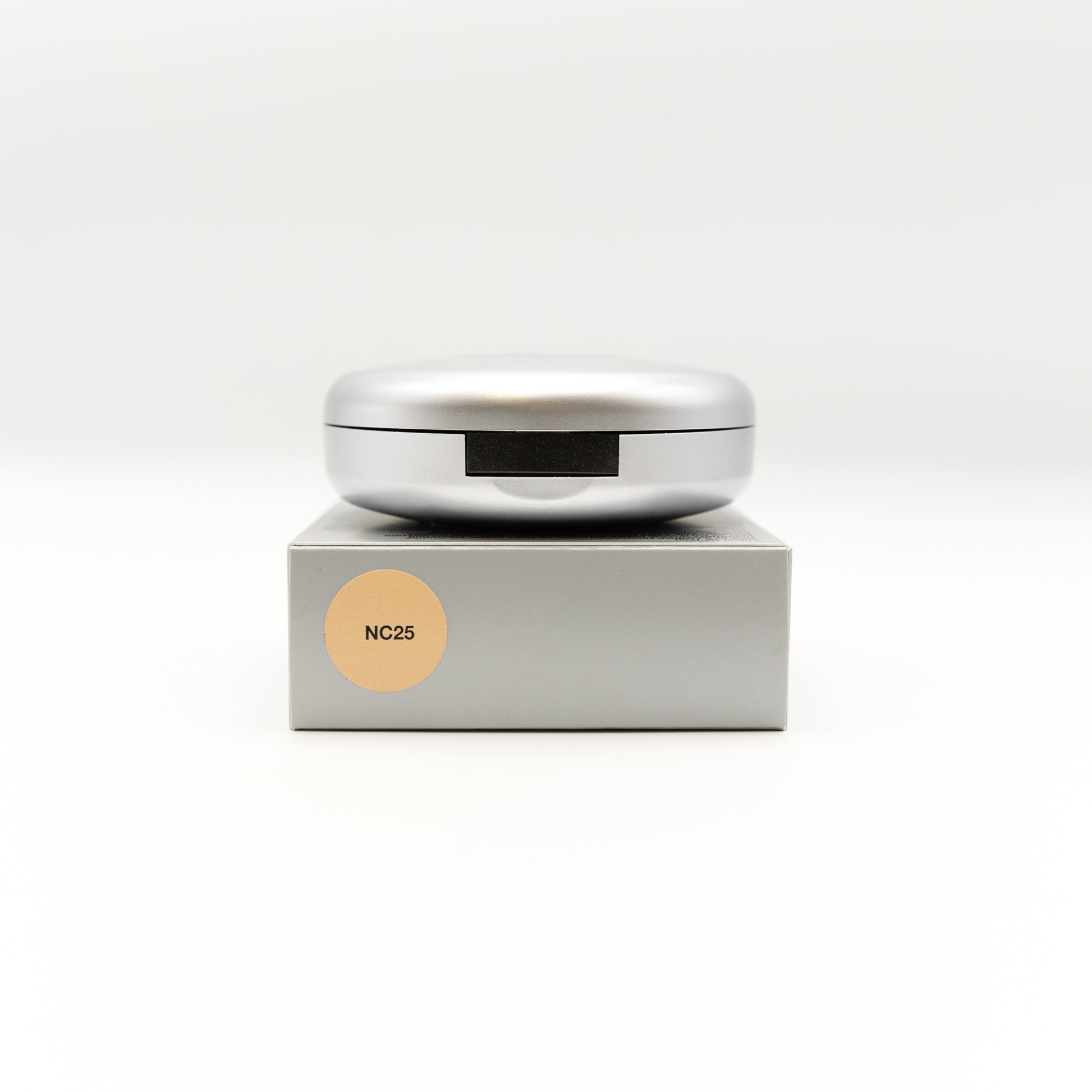 MAC Studio Fix Tech Cream to Powder foundation - NC 25