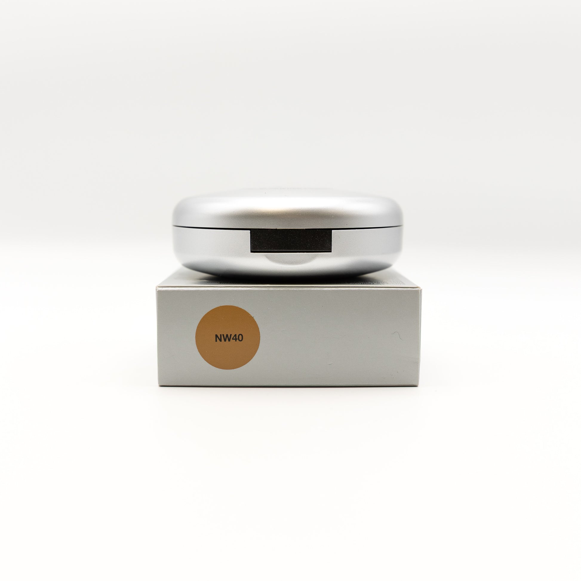 MAC Studio Fix Tech Cream to Powder foundation - NW 40