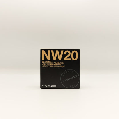 MAC Studio Fix powder plus foundation NW 20