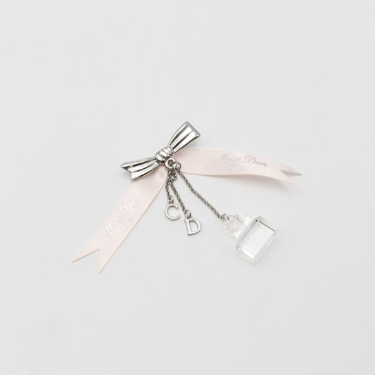 Miss Dior Broche