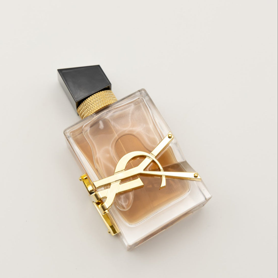Yves Saint Laurent Libre Flowers & Flames Eau de parfum 